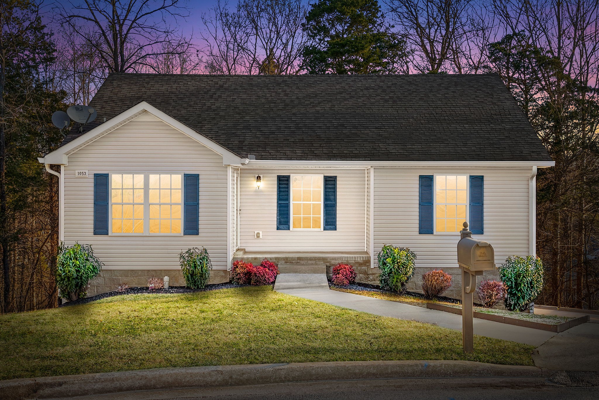 1053 Red Apple Court Clarksville TN 37040
