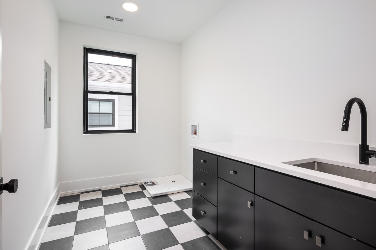 2811 W Kirkwood Avenue Nashville TN 37204