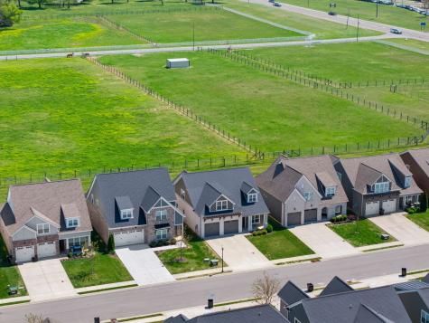 3440 Caroline Farms Drive Murfreesboro TN 37129
