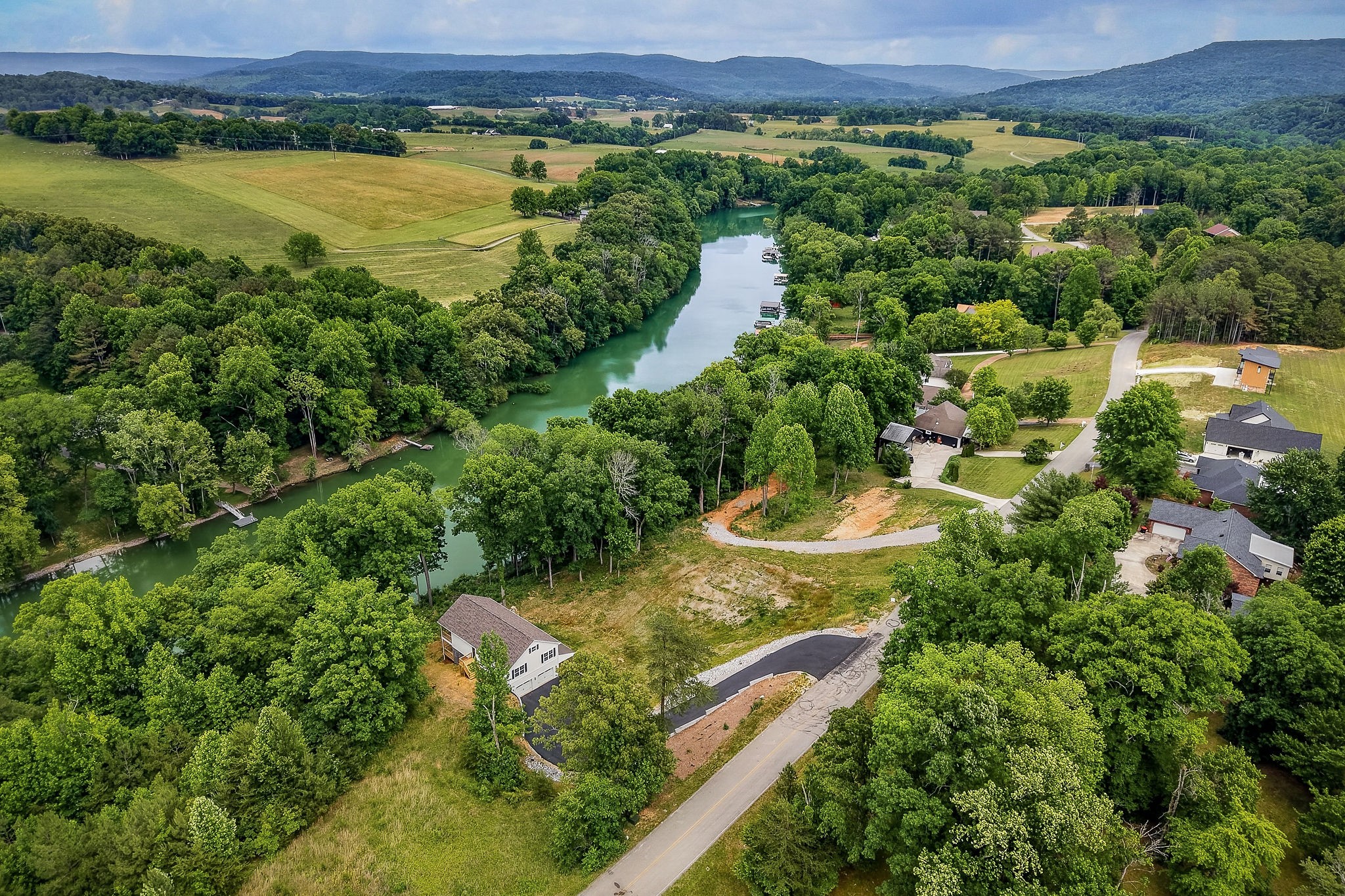 253 River Front Drive Sparta TN 38583