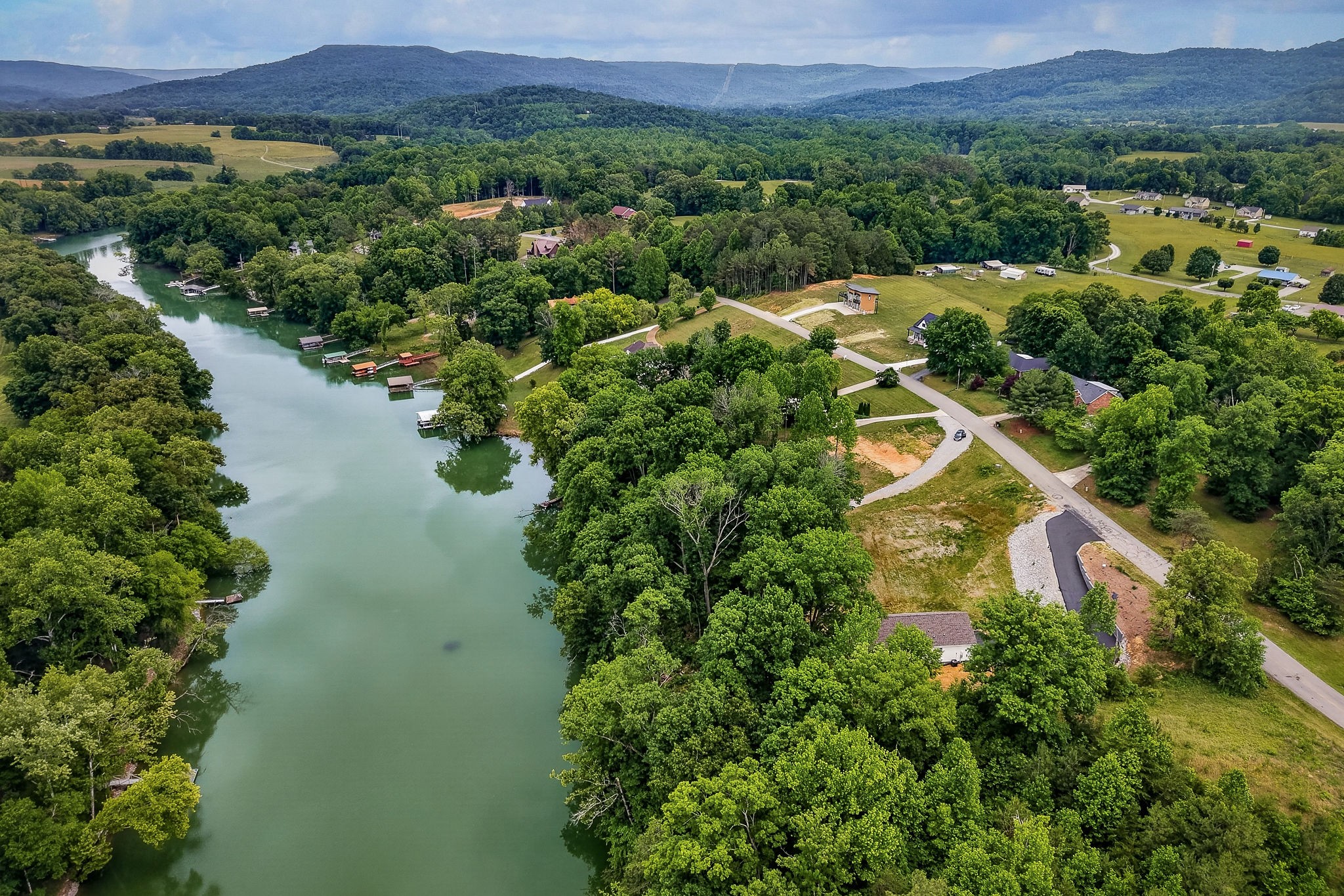 253 River Front Drive Sparta TN 38583