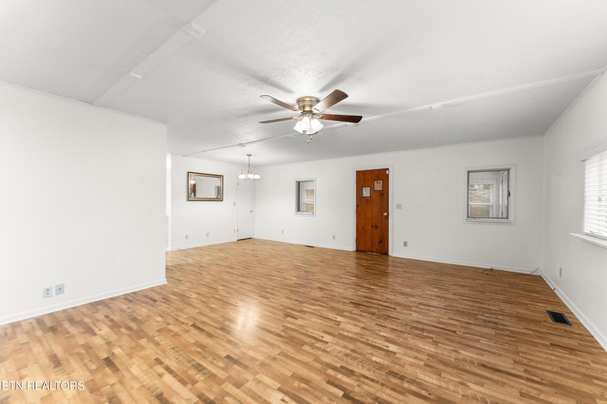 352 Lakeview Drive Crossville TN 38558