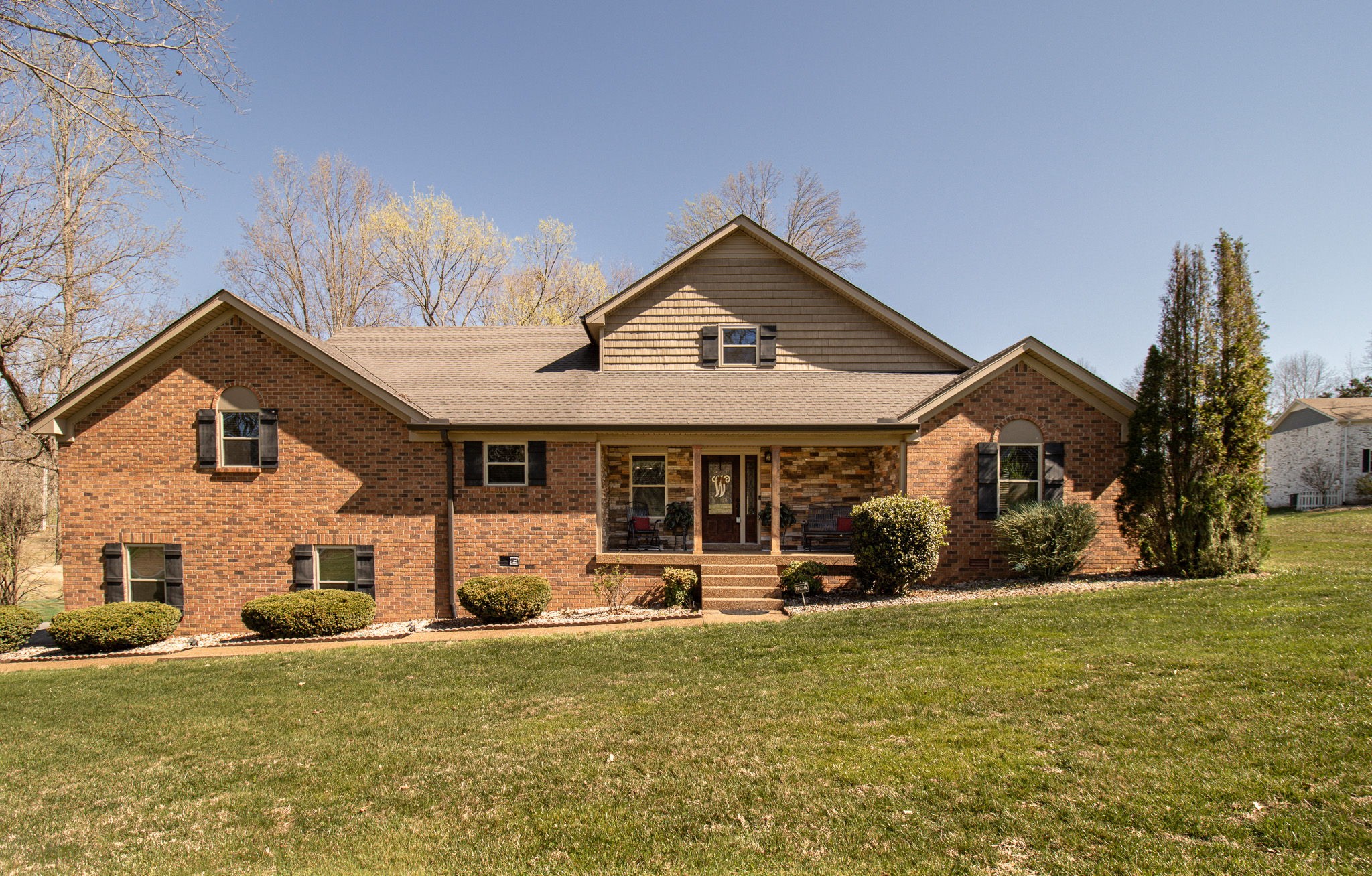 1420 Cantrell Drive Cottontown TN 37048