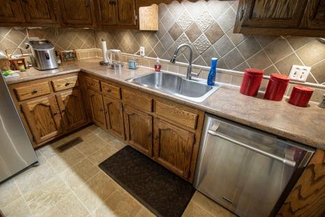 1420 Cantrell Drive Cottontown TN 37048