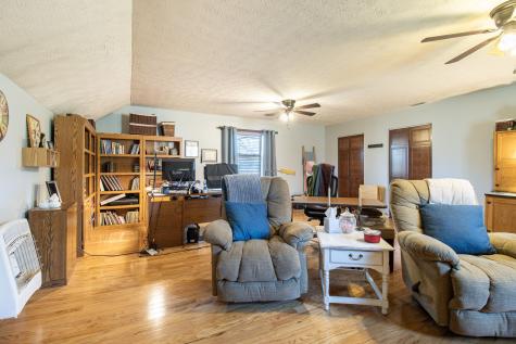 1420 Cantrell Drive Cottontown TN 37048