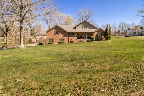1420 Cantrell Drive Cottontown TN 37048
