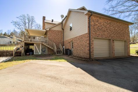 1420 Cantrell Drive Cottontown TN 37048