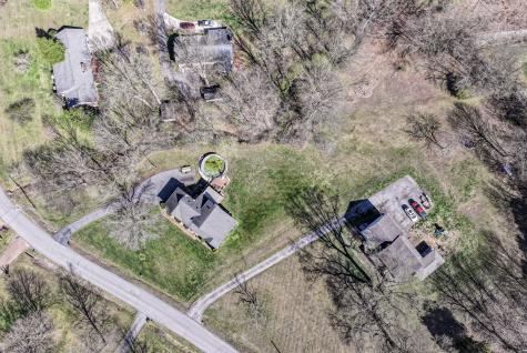 1420 Cantrell Drive Cottontown TN 37048