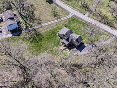 1420 Cantrell Drive Cottontown TN 37048