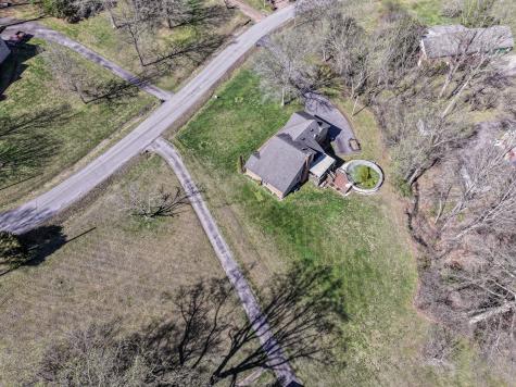 1420 Cantrell Drive Cottontown TN 37048
