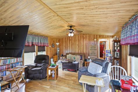 7512 Greenwood Road Cross Plains TN 37049
