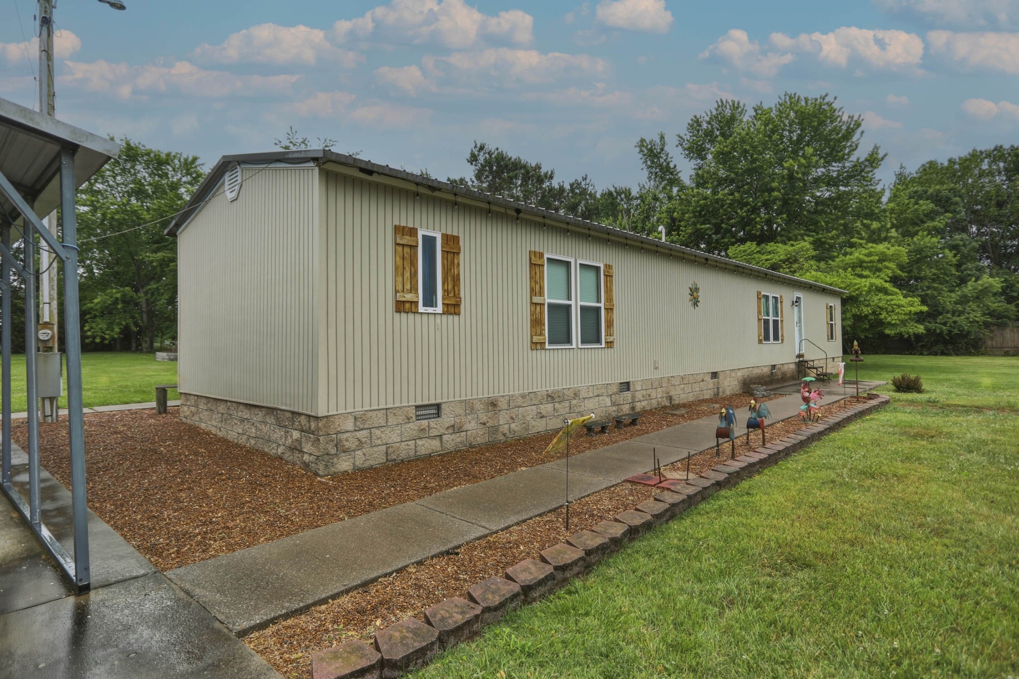 7512 Greenwood Road Cross Plains TN 37049