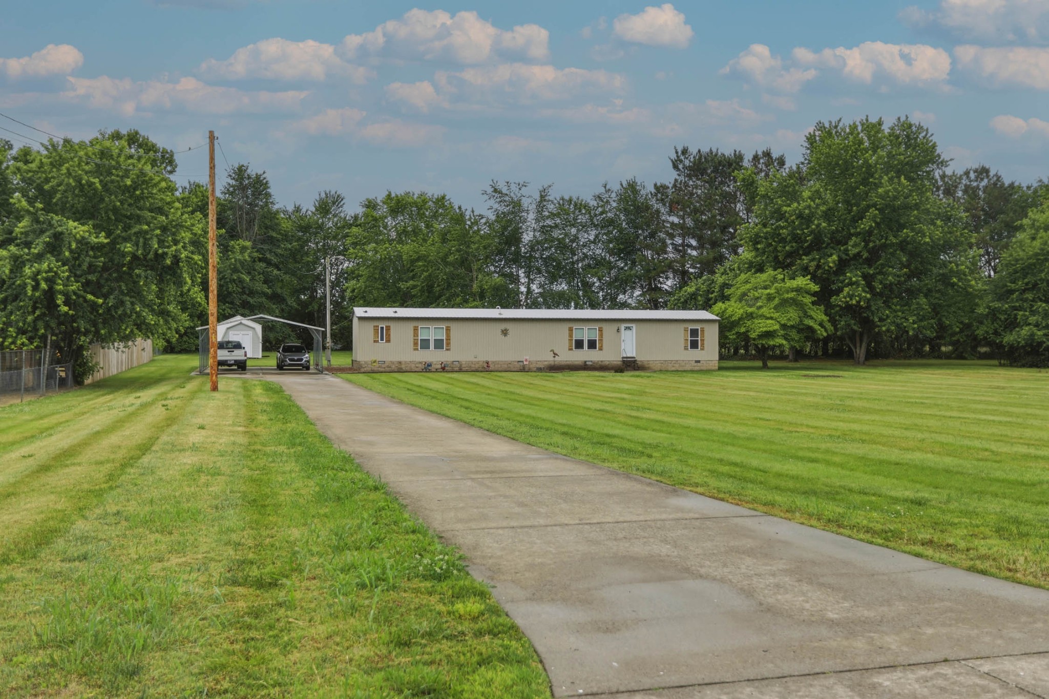 7512 Greenwood Road Cross Plains TN 37049