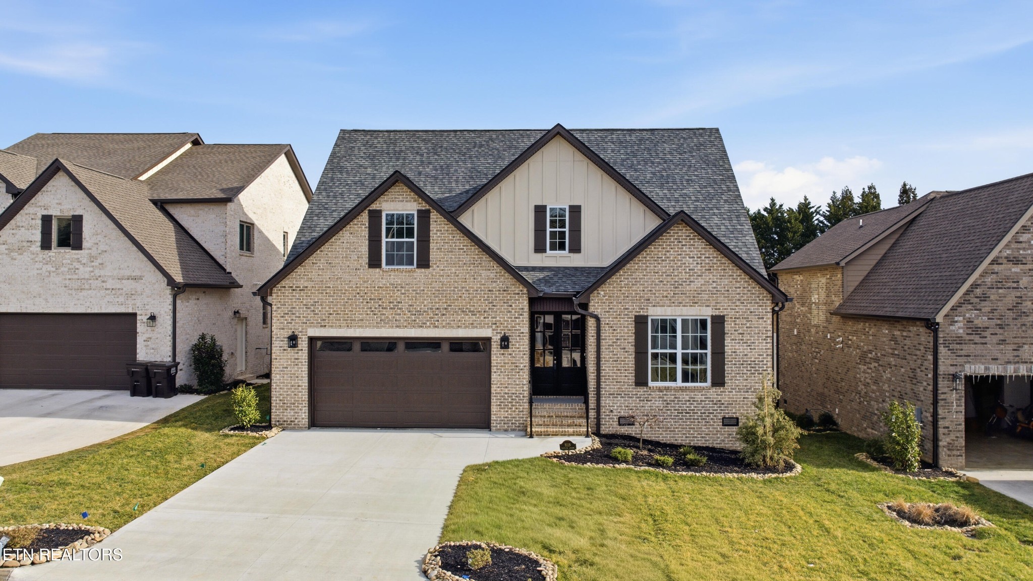 8118 Carolina Cherry Lane Knoxville TN 37919