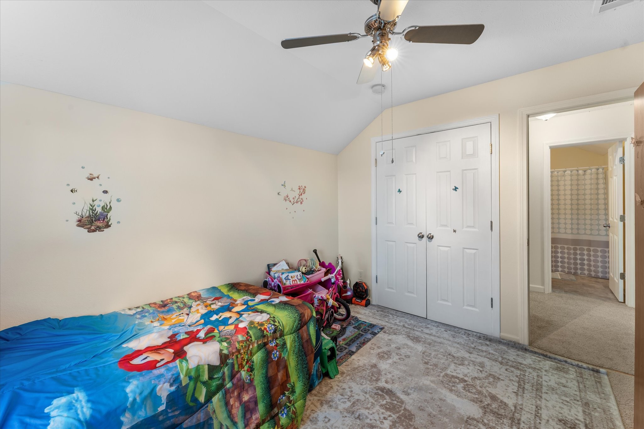 2053 George Buchanan Drive La Vergne TN 37086