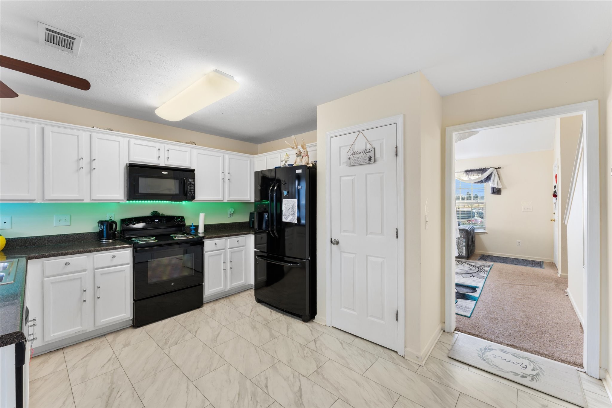 2053 George Buchanan Drive La Vergne TN 37086