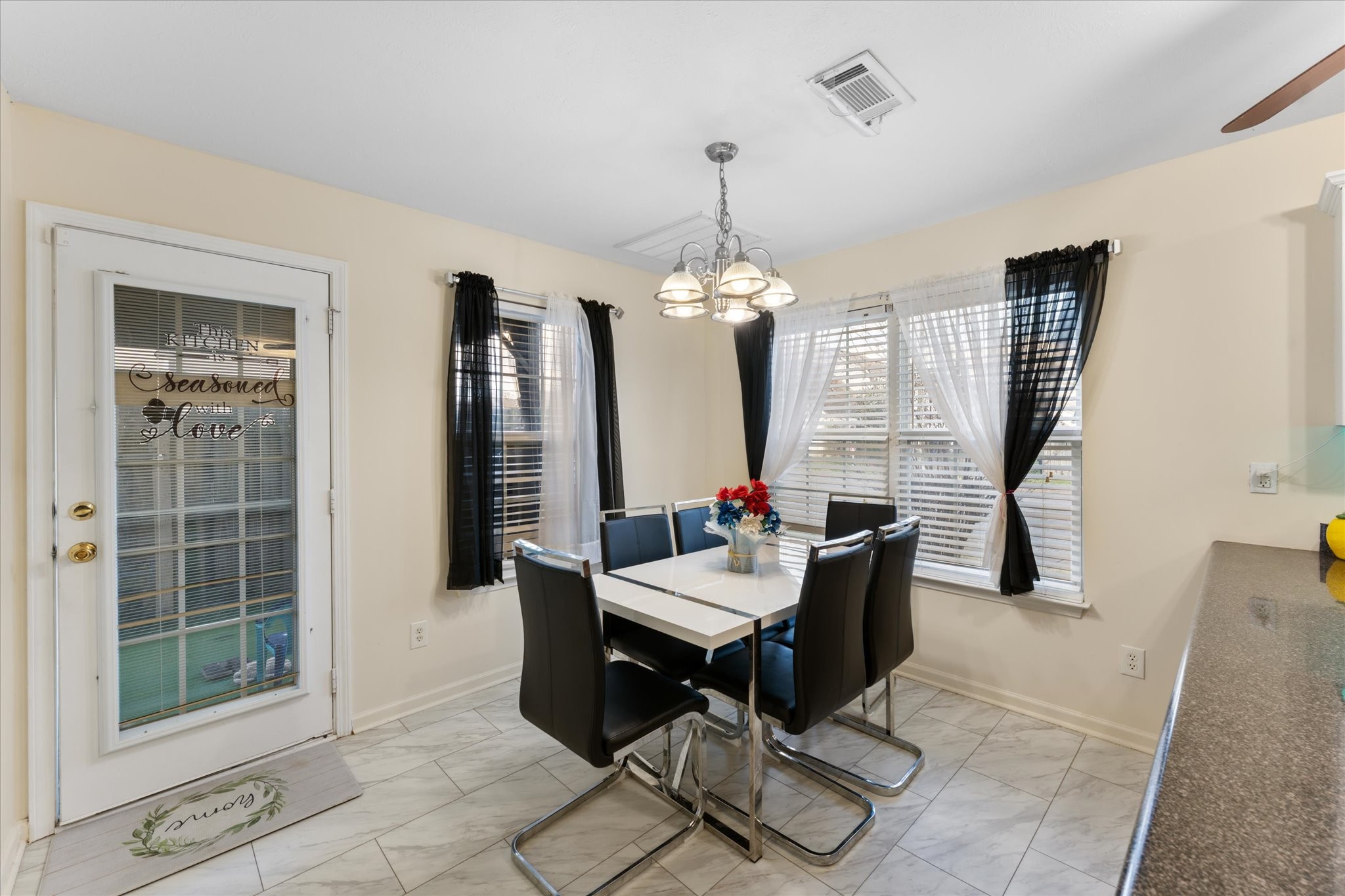 2053 George Buchanan Drive La Vergne TN 37086