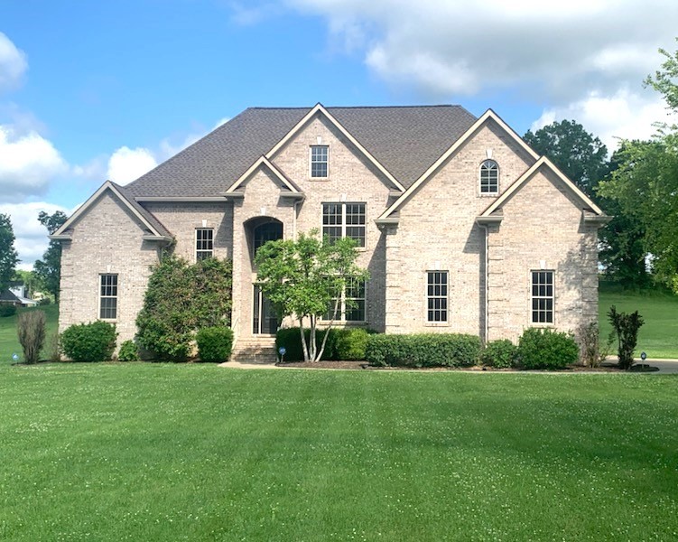 423 Carters Creek Pike Columbia TN 38401