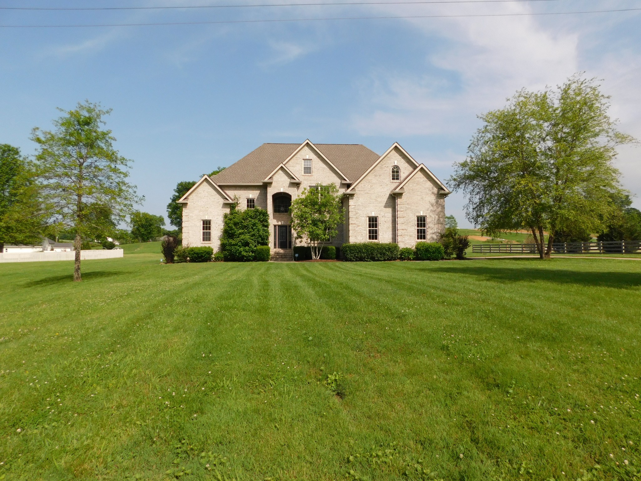 423 Carters Creek Pike Columbia TN 38401
