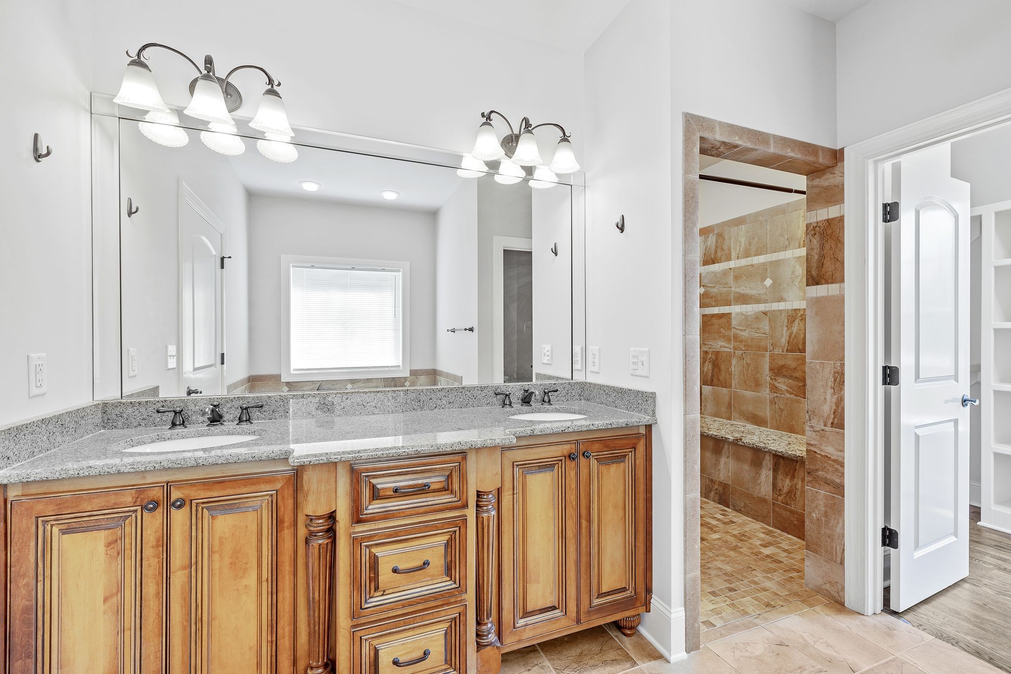 423 Carters Creek Pike Columbia TN 38401