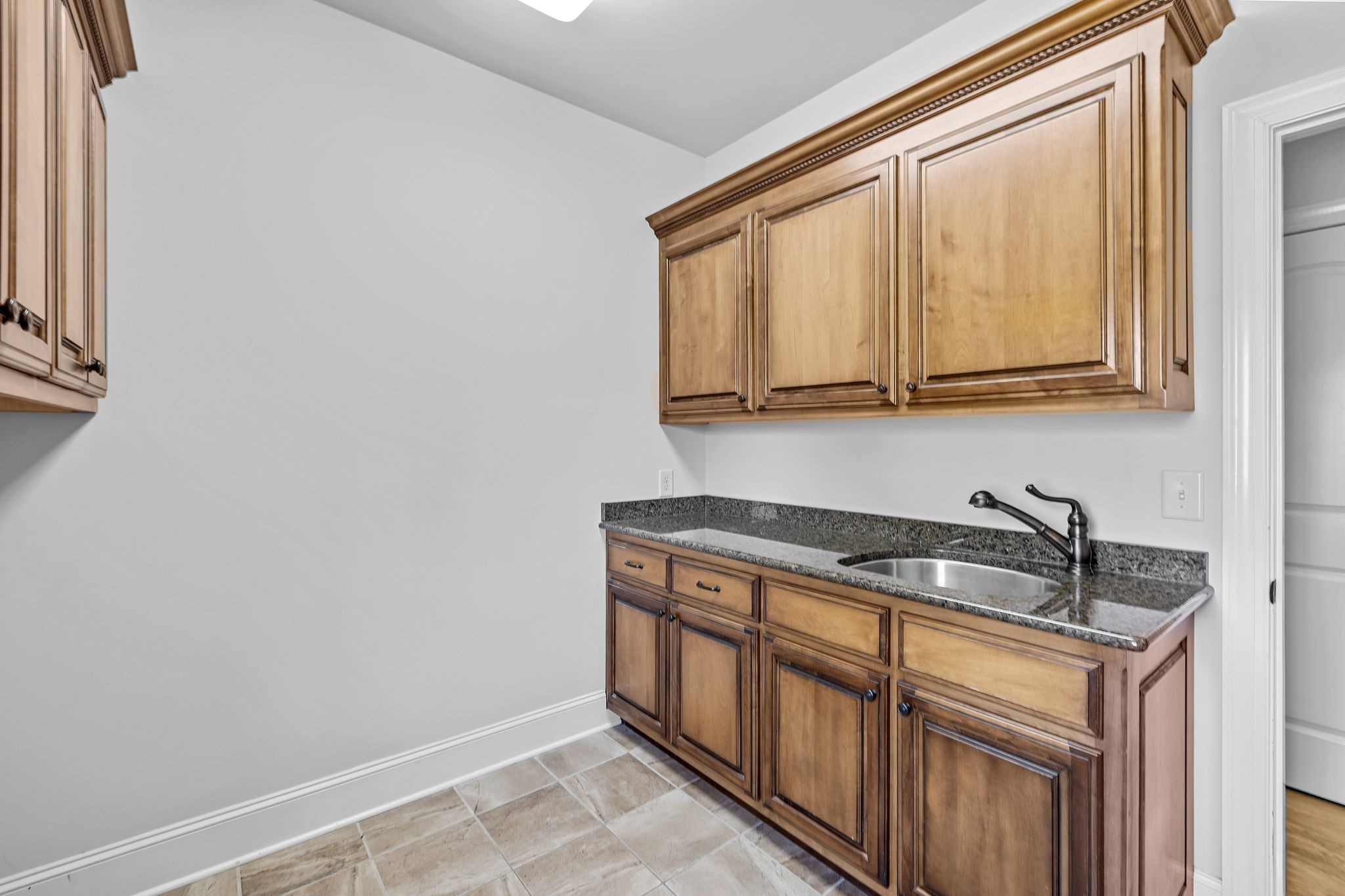 423 Carters Creek Pike Columbia TN 38401