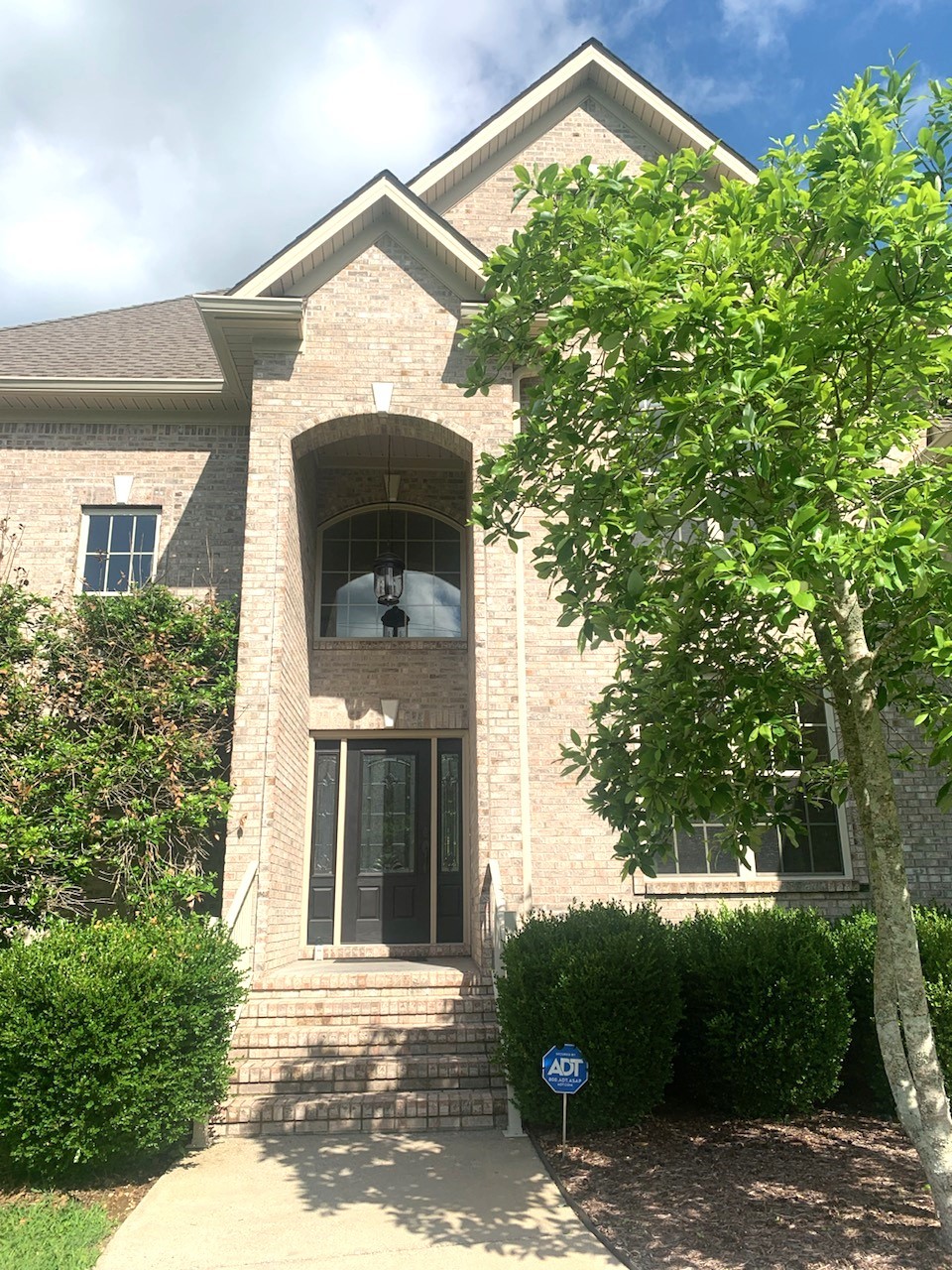 423 Carters Creek Pike Columbia TN 38401