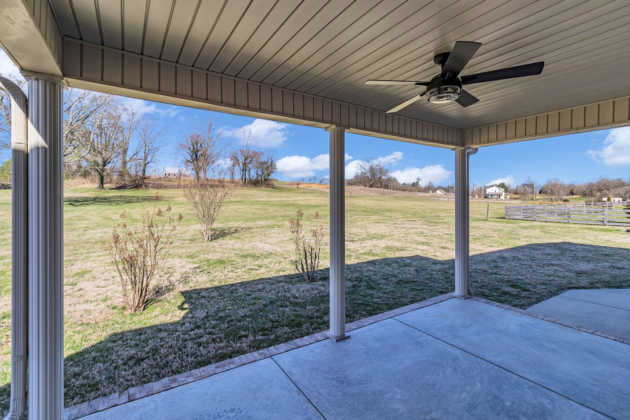 423 Carters Creek Pike Columbia TN 38401