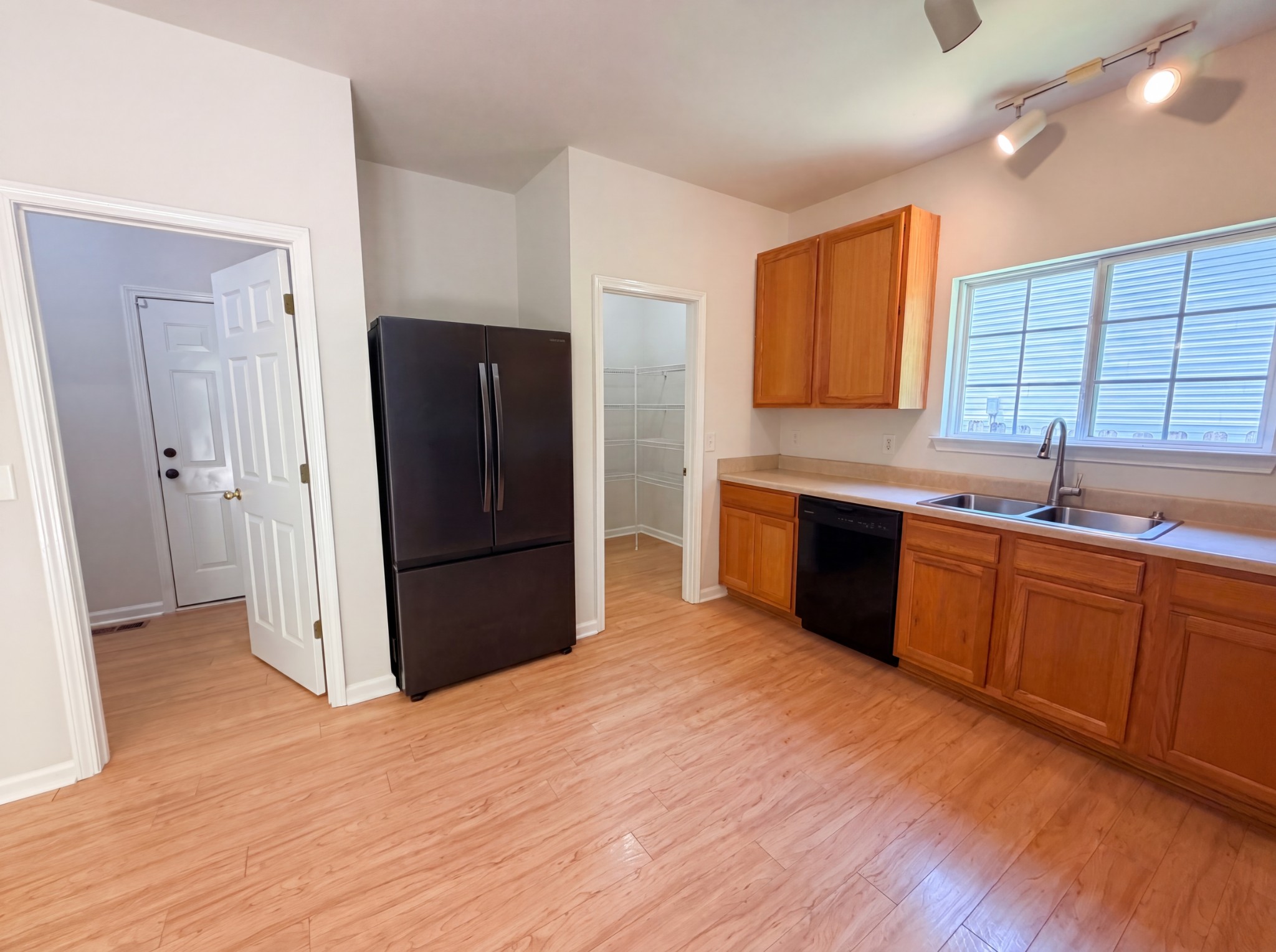 1200 Rockeford Drive Nashville TN 37221