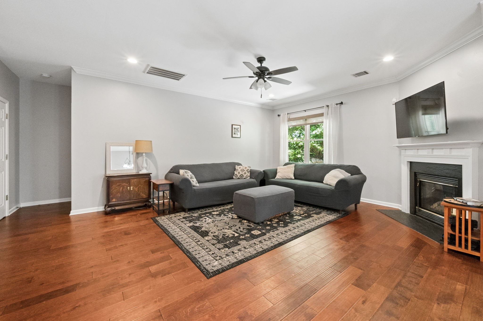 1901 Deep Woods Trail Nashville TN 37214