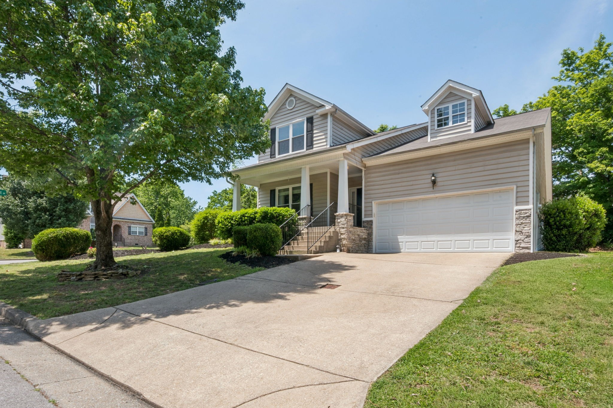 1901 Deep Woods Trail Nashville TN 37214