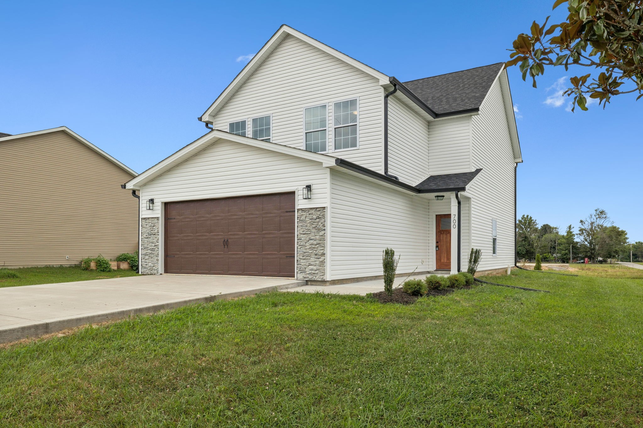 700 Robinson Road Smithville TN 37166