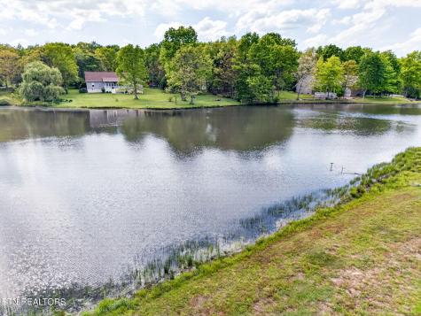 321 Magnolia Lane Crossville TN 38555