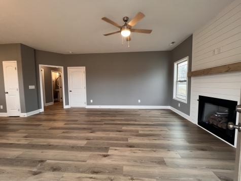 1609 Autumn Drive Clarksville TN 37042