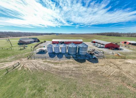 8141 Woodbury Highway Manchester TN 37355