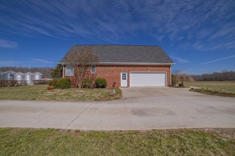 8141 Woodbury Highway Manchester TN 37355