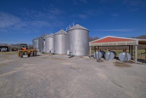 8141 Woodbury Highway Manchester TN 37355