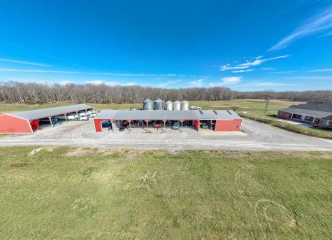 8141 Woodbury Highway Manchester TN 37355