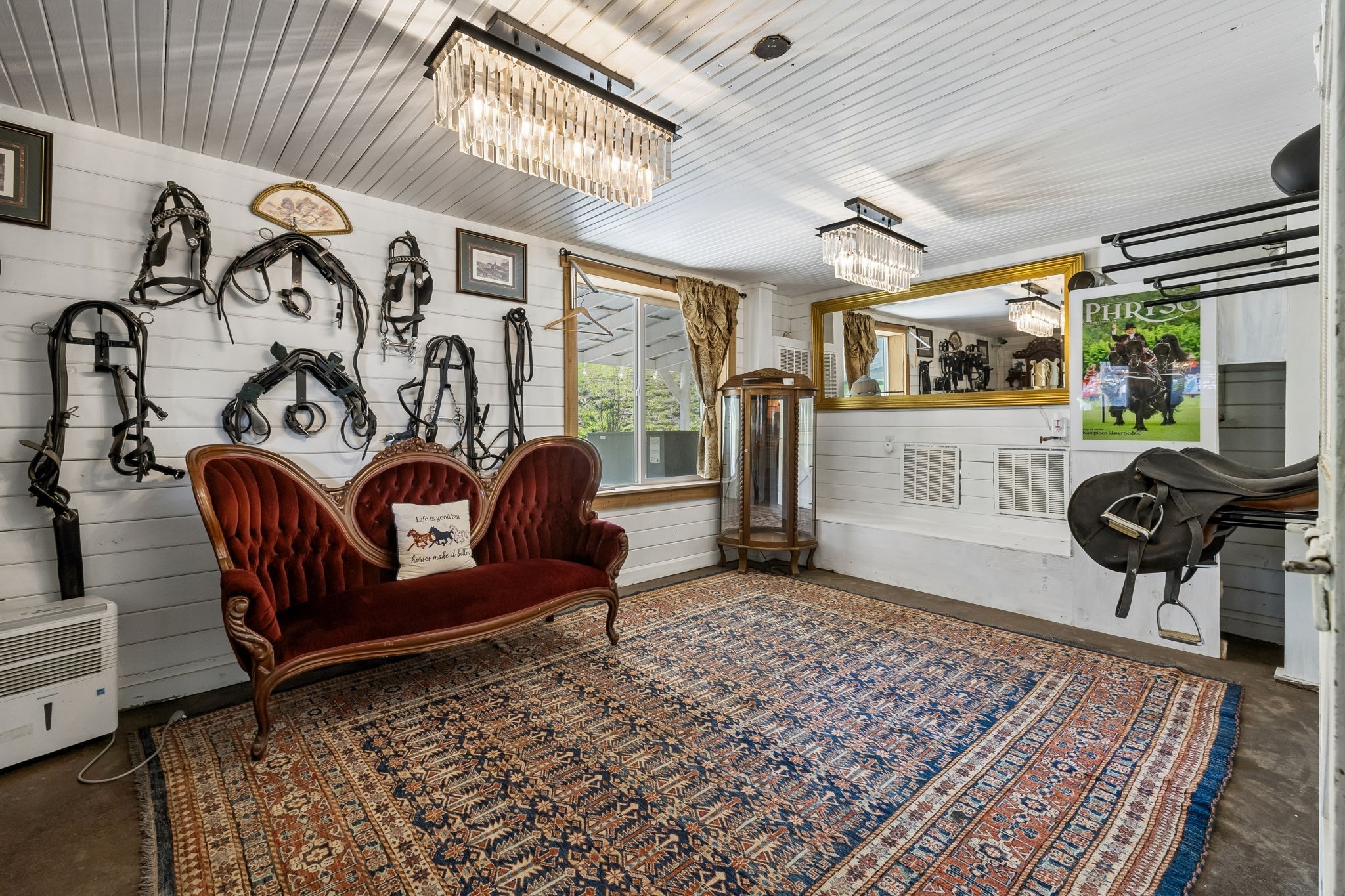 2455 Long Hollow Pike Hendersonville TN 37075