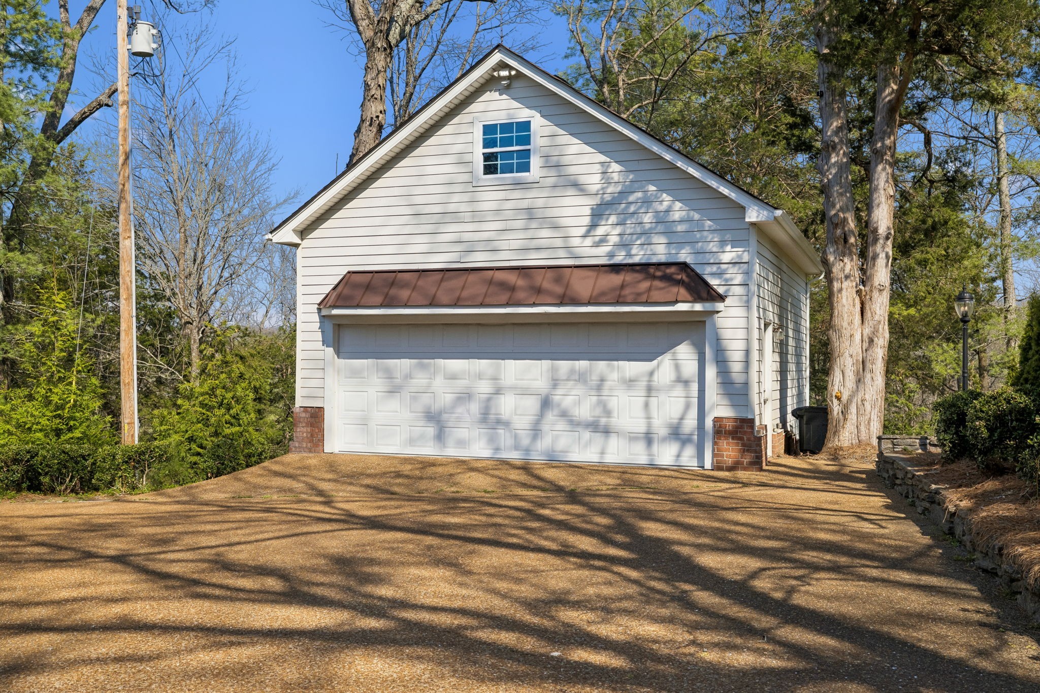 2455 Long Hollow Pike Hendersonville TN 37075