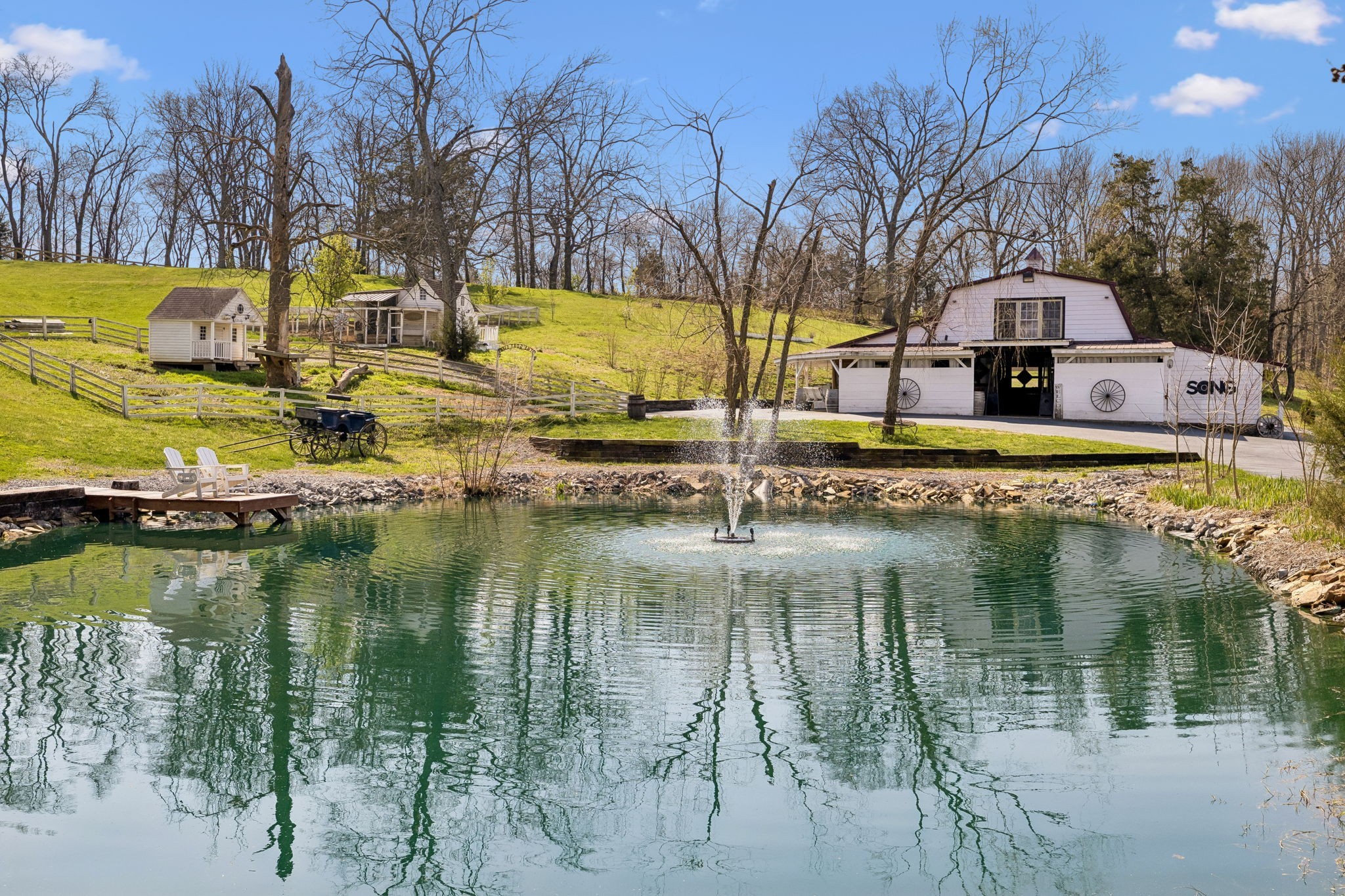 2455 Long Hollow Pike Hendersonville TN 37075