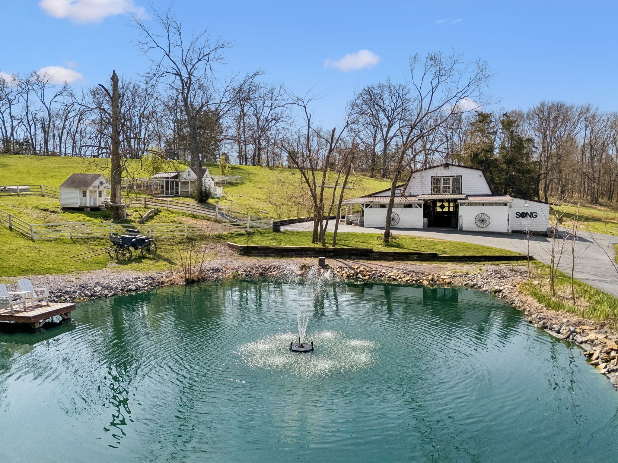 2455 Long Hollow Pike Hendersonville TN 37075