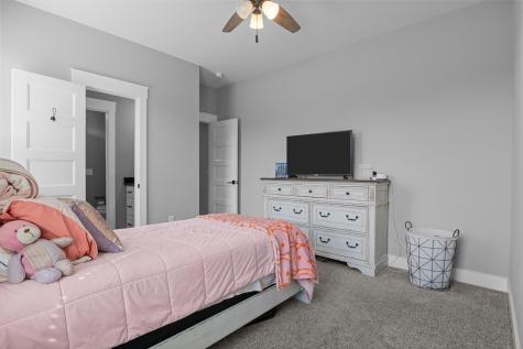 1014 Douglas Court Dickson TN 37055