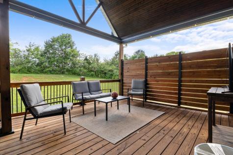 1014 Douglas Court Dickson TN 37055