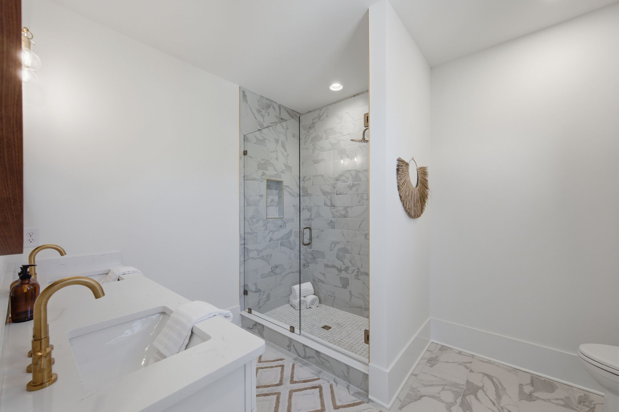 264 38th Ave, N Nashville TN 37209