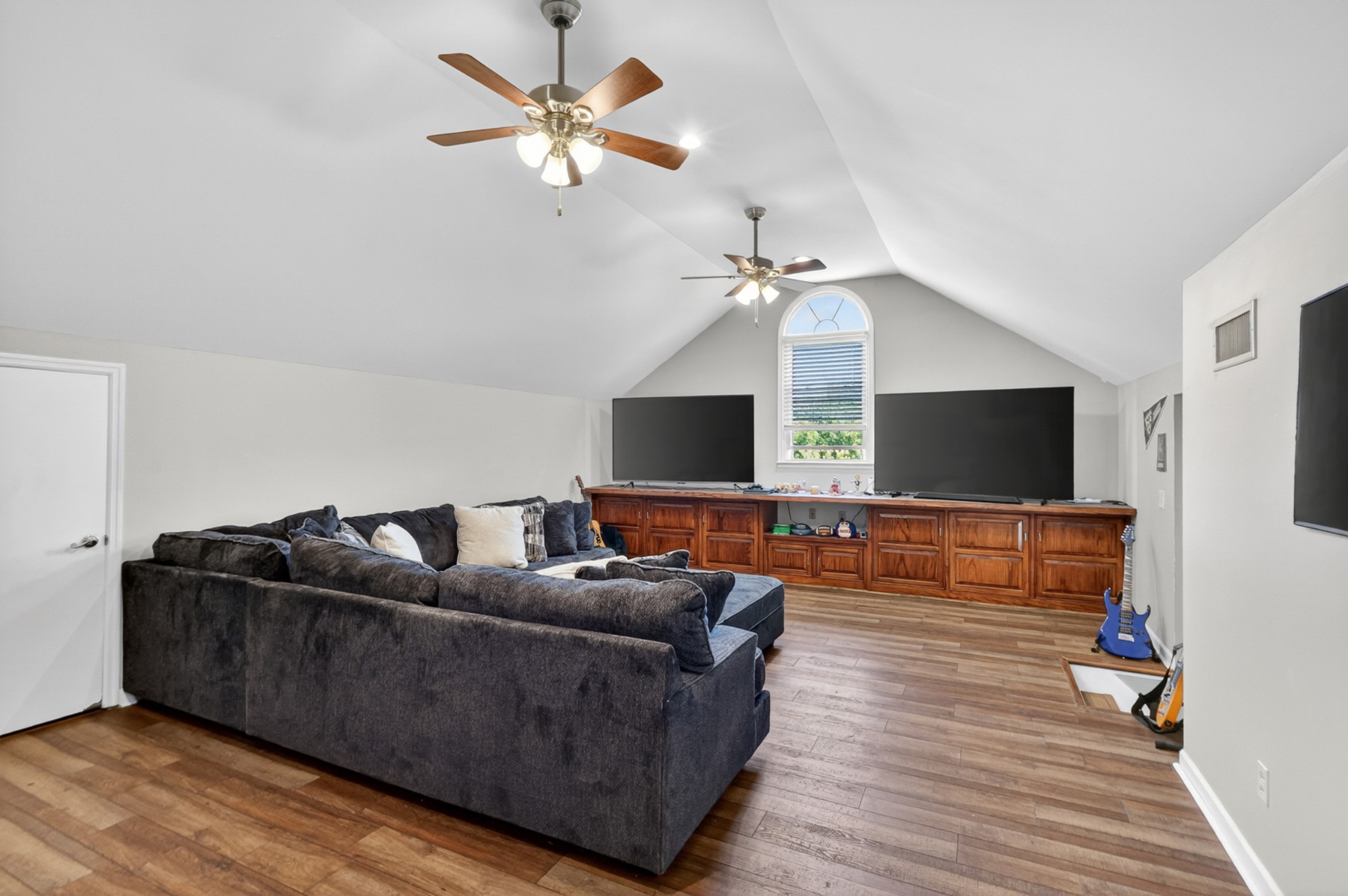 1103 Gleaves Glen Drive Mount Juliet TN 37122