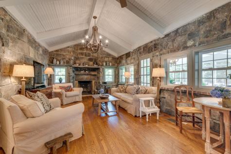 363 College Street Monteagle TN 37356