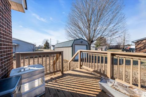 201 10th Ave, N Decherd TN 37324