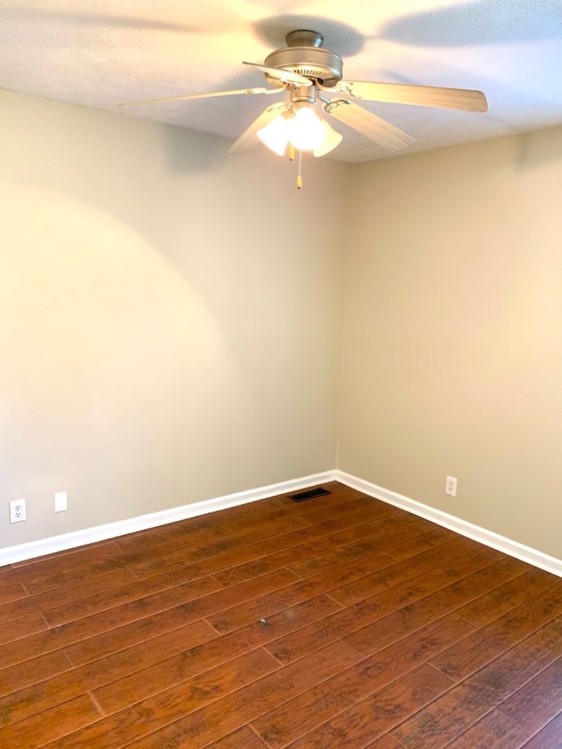 3425 Foxrun Lane Clarksville TN 37042