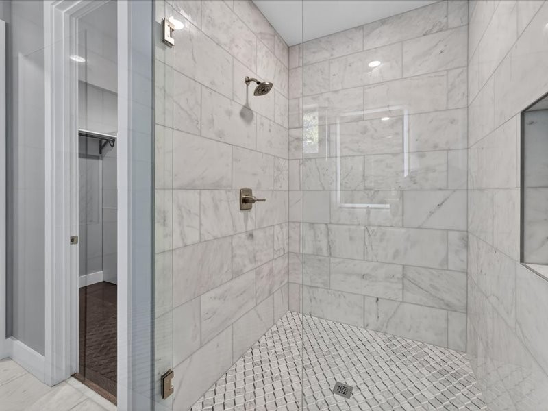 927 11th Ave, N Nashville TN 37208