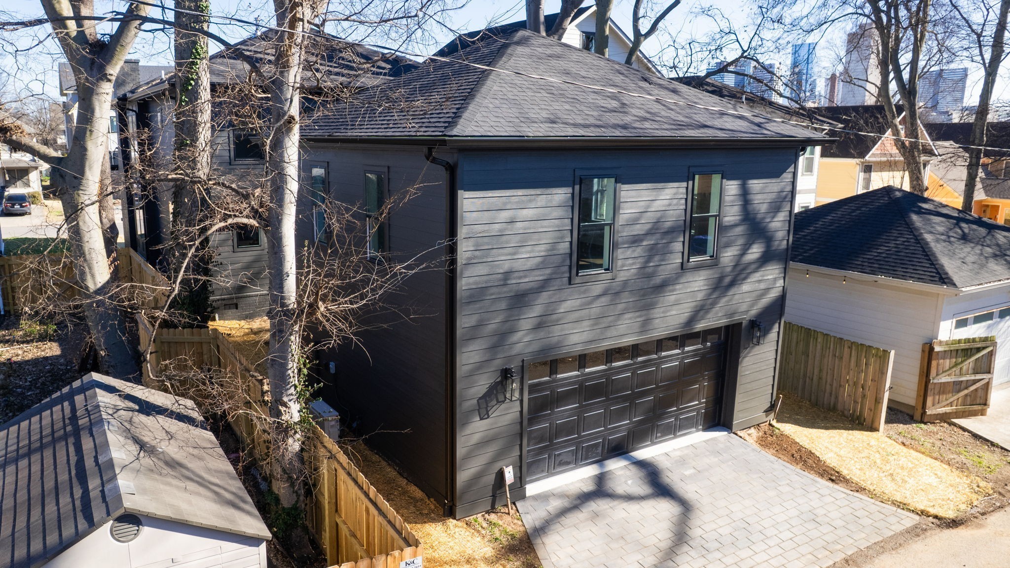 927 11th Ave, N Nashville TN 37208